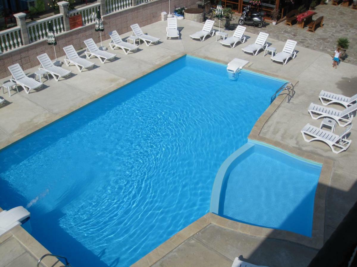 Hotel Black Sea - Breakfast, Pool & Free Parking Obzor Eksteriør billede